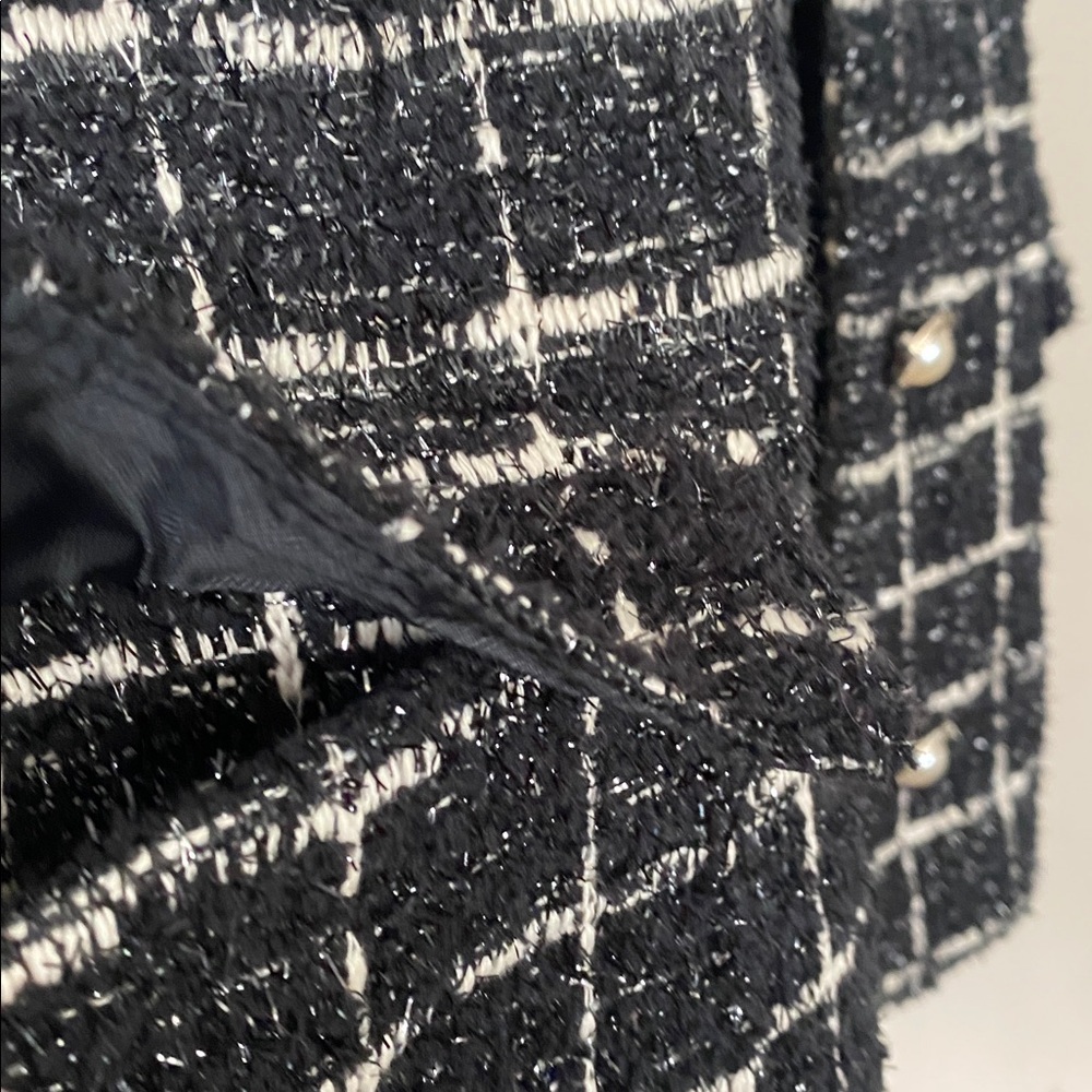 Elegant Black Tweed blazer with pearls Accents - Picture 7 of 13